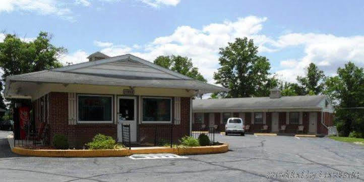 Red Carpet Inn - Gettysburg Exterior photo